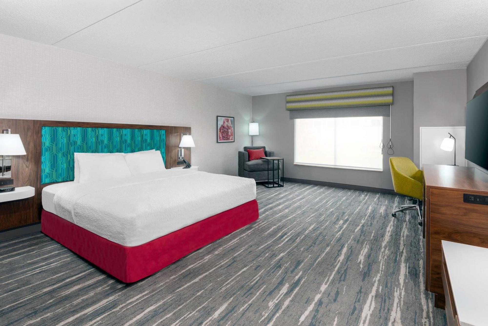 Hampton Inn & Suites Cleveland-Бийчууд Екстериор снимка